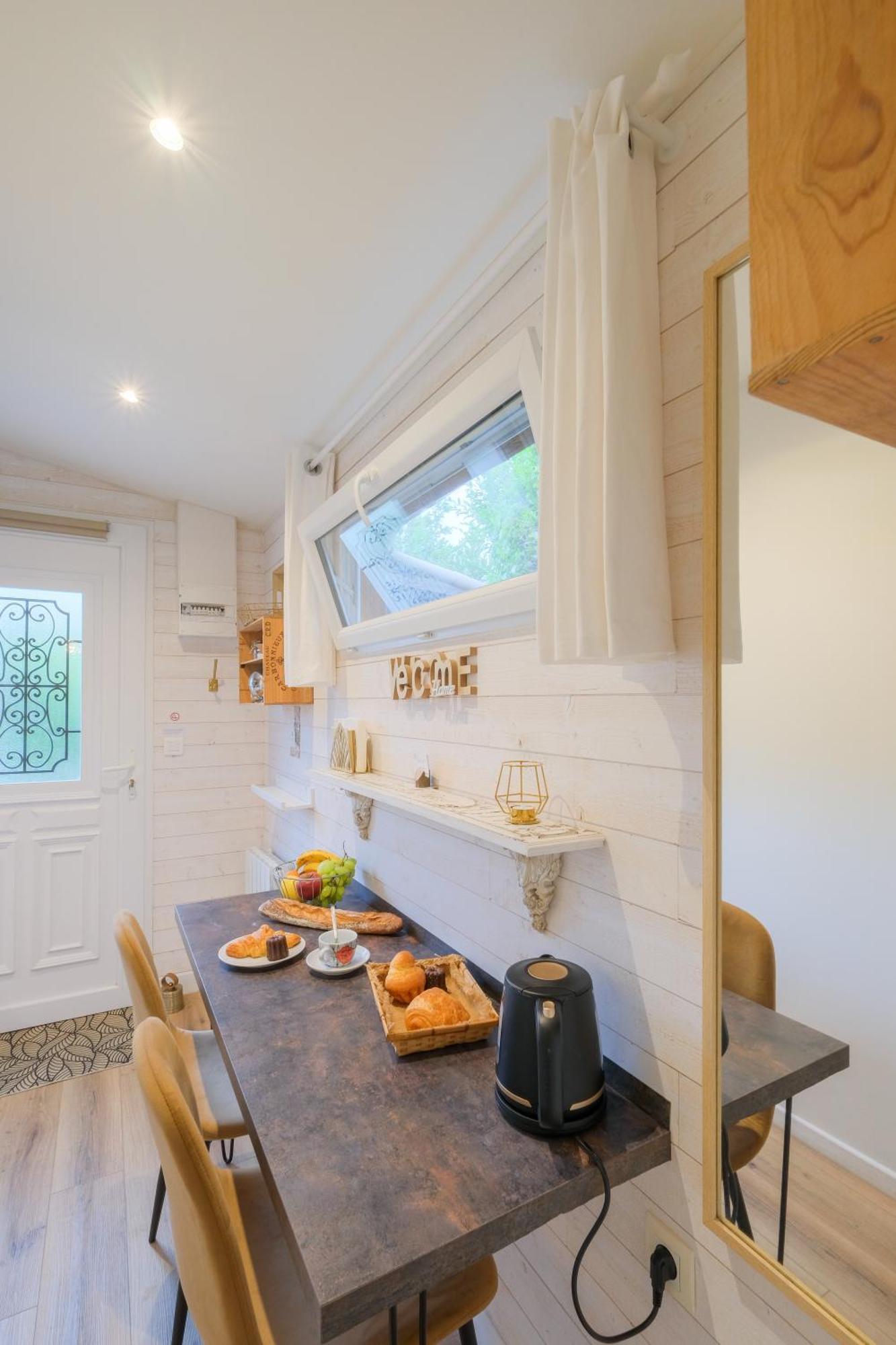 Les Suites D'Alienor, Suite Cosy เปสซัค ภายนอก รูปภาพ